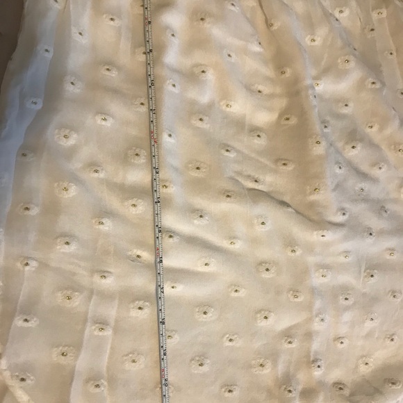 White and gold Loft sleeveless chiffon top - Picture 7 of 7